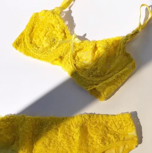 ست سوتین شورت زرد قناری گیپور اعلا زنانه برند ژوبین از سایز 75 تا 90